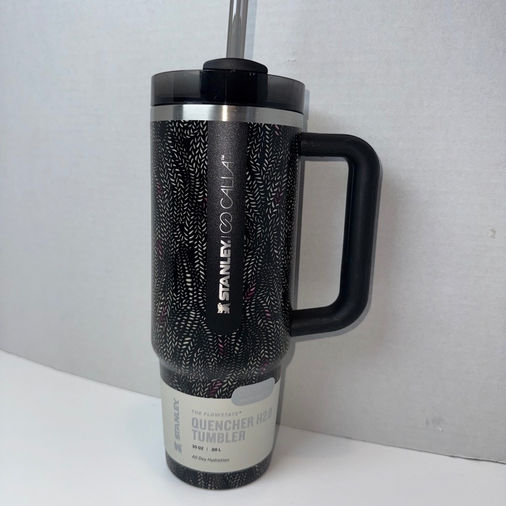 Stanley Quencher H2.0 Tumbler Unisex‎ 30oz Black CALIA Exclusive Knit Pattern